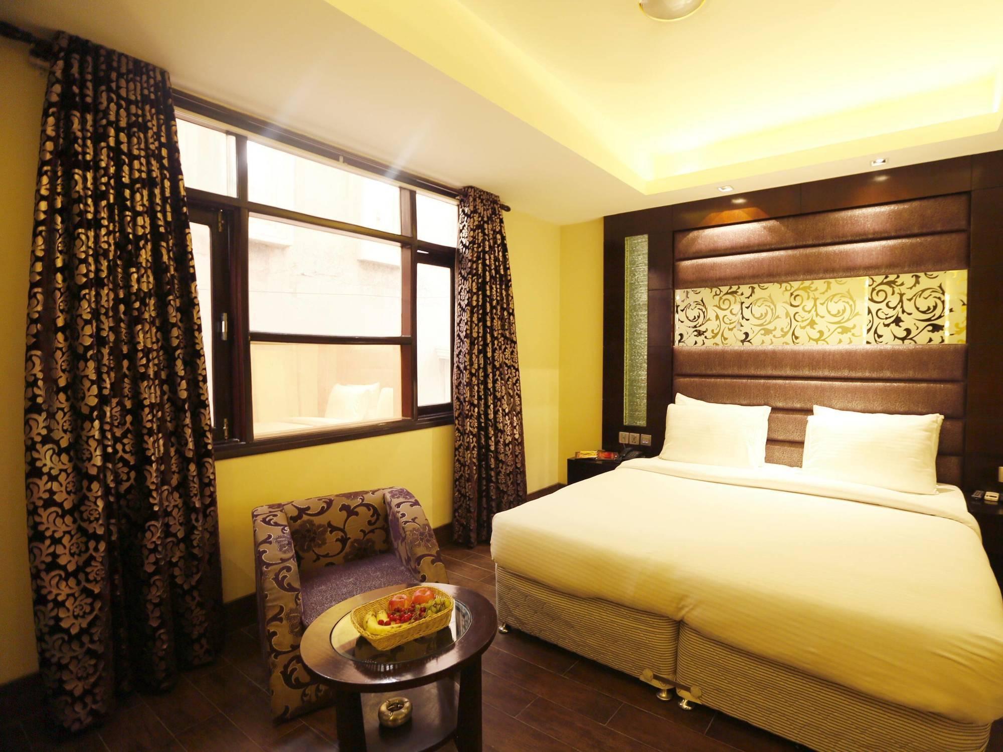 Good Times Hotel Delhi Kültér fotó